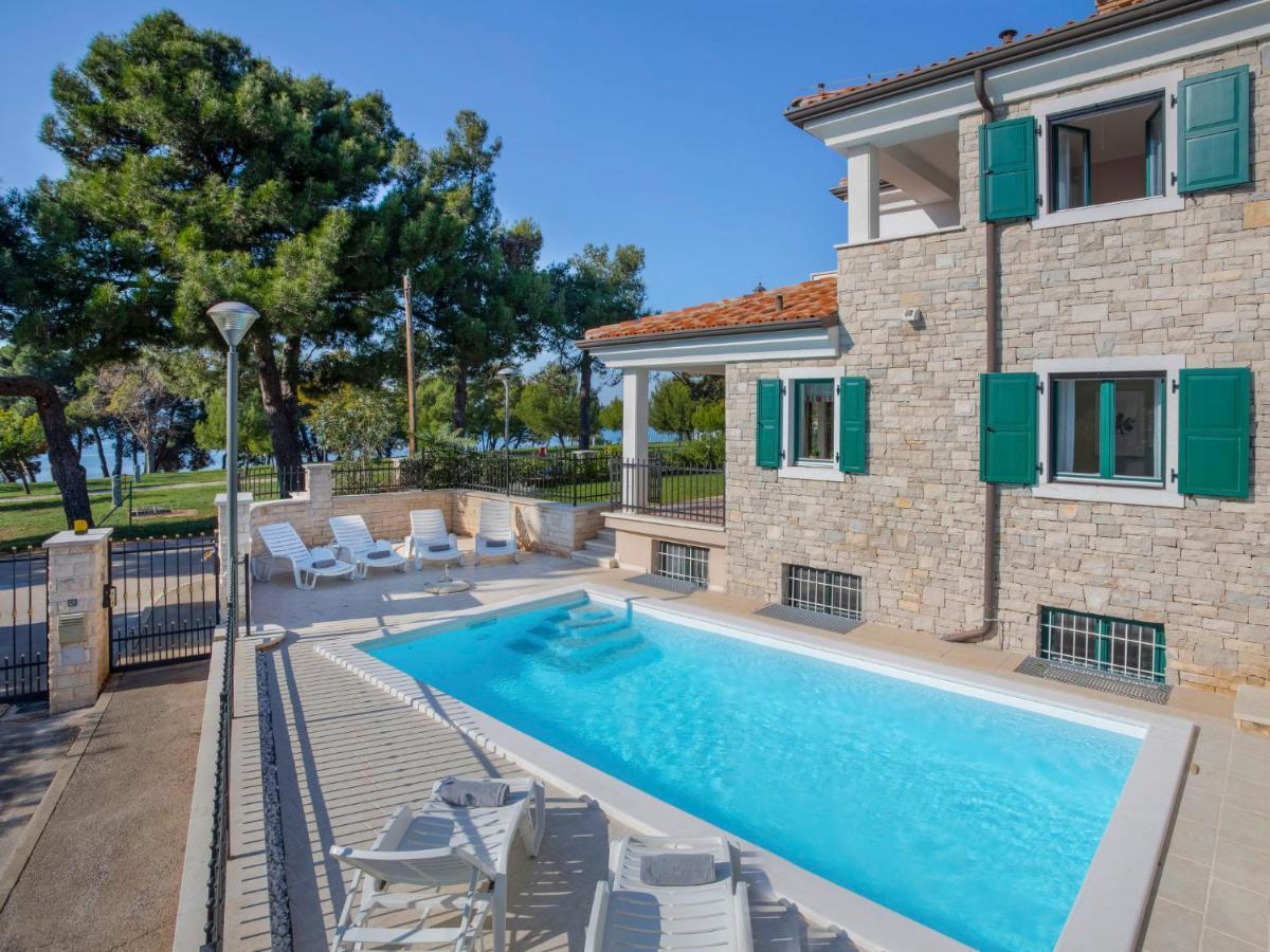 Holiday Home Villa Beach Front By Interhome Savudrija Zewnętrze zdjęcie