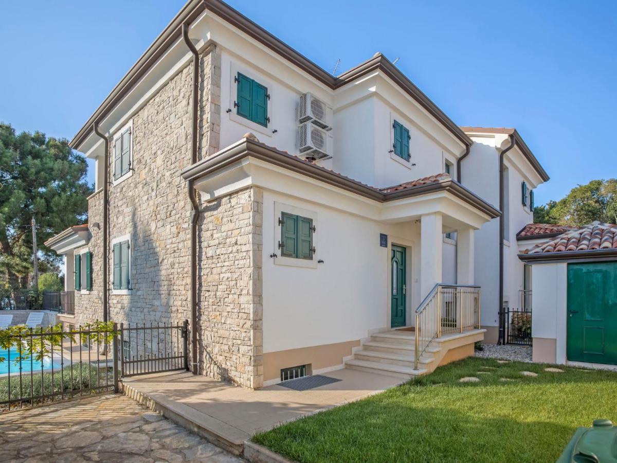 Holiday Home Villa Beach Front By Interhome Savudrija Zewnętrze zdjęcie